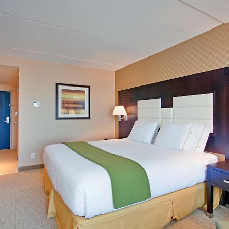 Holiday Inn Express Hotel & Suites Ottawa West-Nepean, An Ihg Hotel Δωμάτιο φωτογραφία
